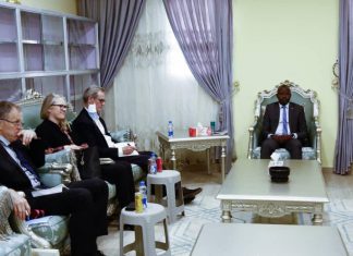 أعضاءالسيادي الهادي وعقار والطاهر يطلعون على مخرجات مؤتمرأصدقاء السودان بالرياض أعضاءالسيادي الهادي وعقار والطاهر يطلعون على مخرجات مؤتمرأصدقاء السودان بالرياض