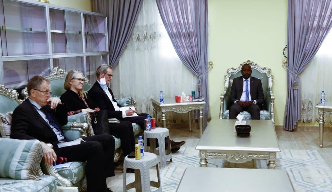 أعضاءالسيادي الهادي وعقار والطاهر يطلعون على مخرجات مؤتمرأصدقاء السودان بالرياض أعضاءالسيادي الهادي وعقار والطاهر يطلعون على مخرجات مؤتمرأصدقاء السودان بالرياض
