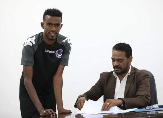 الهلال يجدد تعاقده مع مهاجم الفريق ياسر مزمل الهلال يجدد تعاقده مع مهاجم الفريق ياسر مزمل