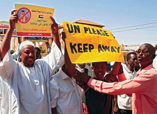 هل يوحد هدف القضاء على الثورة، الإسلاميين والعسكر؟ هل يوحد هدف القضاء على الثورة، الإسلاميين والعسكر؟