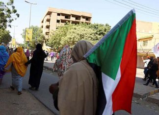 سقوط قتيل في تظاهرات السودان وجهود أفريقية لحل الأزمة سقوط قتيل في تظاهرات السودان وجهود أفريقية لحل الأزمة