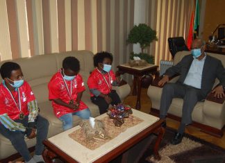 سفير جمهورية السودان لدى القاهرة يستقبل المنتخب القومي لقصار القامة سفير جمهورية السودان لدى القاهرة يستقبل المنتخب القومي لقصار القامة