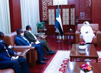 دكتورة سلمى عبد الجبار تلتقي وفدا من مركز سودان سلام دكتورة سلمى عبد الجبار تلتقي وفدا من مركز سودان سلام