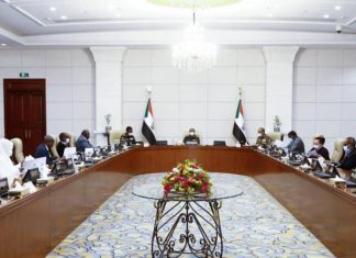 مجلس السيادة يطلع على توصيات المجلس الأعلى المشترك للترتيبات الأمنية مجلس السيادة يطلع على توصيات المجلس الأعلى المشترك للترتيبات الأمنية