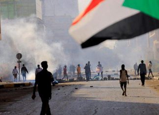 أطباء السودان تعلن عن حصيلة الاصابات في مظاهرات الإثنين أطباء السودان تعلن عن حصيلة الاصابات في مظاهرات الإثنين