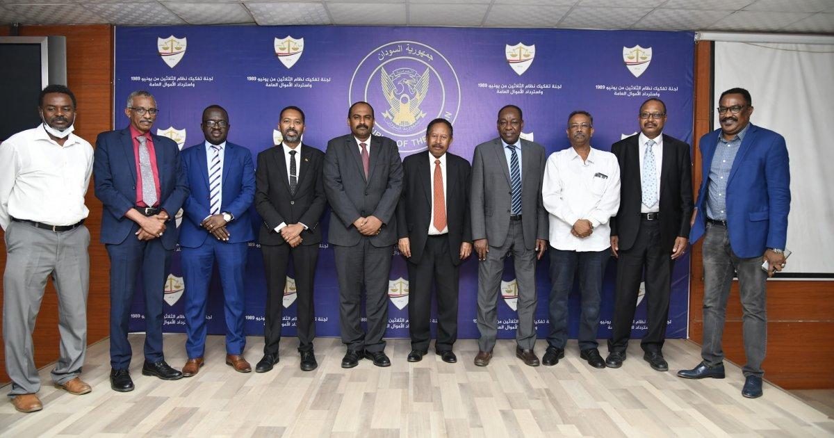 السلطات السودانية تعتقل عضوين بلجنة تفكيك نظام البشير ووزيرا سابقا السلطات السودانية تعتقل عضوين بلجنة تفكيك نظام البشير ووزيرا سابقا
