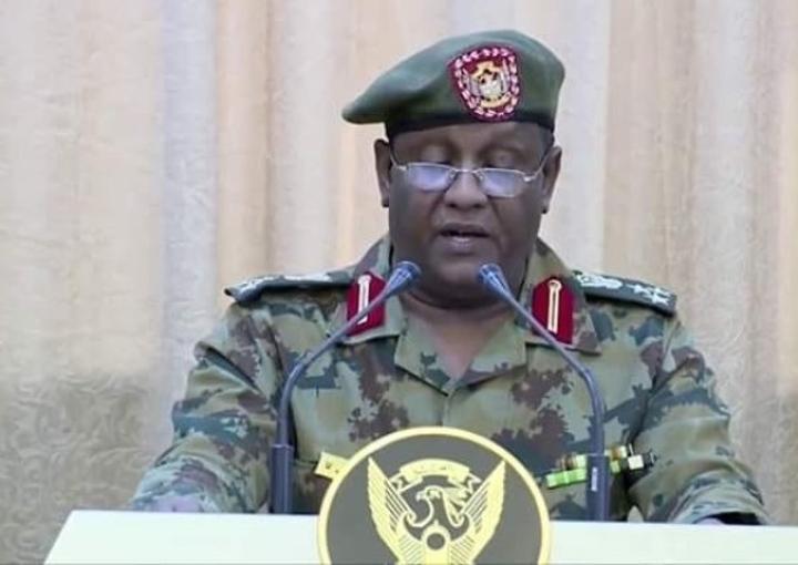 أبوهاجة: قيادات لجنة إزالة التمكين قبض عليها ببلاغات جنائية أبوهاجة: قيادات لجنة إزالة التمكين قبض عليها ببلاغات جنائية