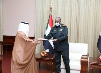 البرهان يشيد بدور الإمارات في دعم الفترة الانتقالية البرهان يشيد بدور الإمارات في دعم الفترة الانتقالية