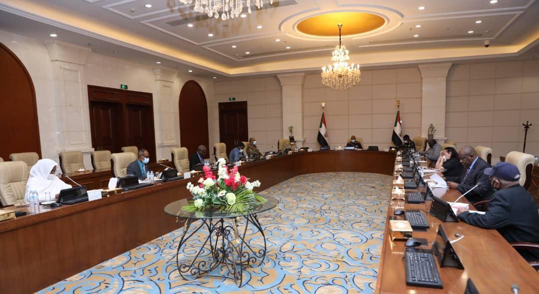 مجلس السيادة الانتقالي يعقد إجتماعه الدوري برئاسة البرهان مجلس السيادة الانتقالي يعقد إجتماعه الدوري برئاسة البرهان