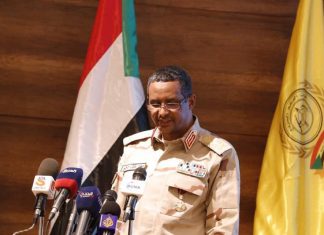 دقلو: إطلاق سراح معتقلي المظاهرات السلمية ومنسوبي الدعم السريع في الجرائم الانضباطية دقلو:إطلاق سراح معتقلي المظاهرات السلميةومنسوبي الدعم السريع في الجرائم الانضباطية