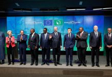 لوموند: على الرغم من الانقسامات.. أوروبا وأفريقيا تضعان أسس علاقة جديدة لوموند: على الرغم من الانقسامات.. أوروبا وأفريقيا تضعان أسس علاقة جديدة