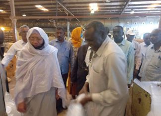 وزيرة الصناعة المكلفة تقوم بزيارة سكر الجنيد غدٍ السبت وزيرة الصناعة المكلفة تقوم بزيارة سكر الجنيد غدٍ السبت