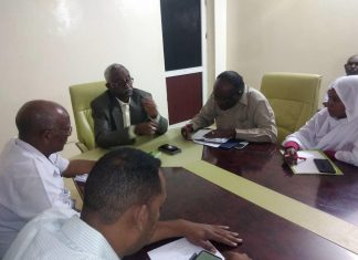 والي النيل الأبيض يبحث مع إدارات المالية رؤية تفعيل الإيرادات والي النيل الأبيض يبحث مع إدارات المالية رؤية تفعيل الإيرادات