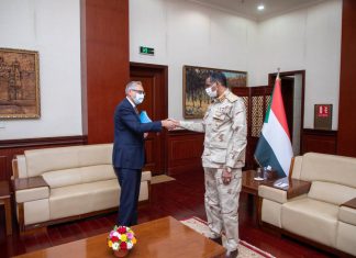 دقلو يلتقي مدير الإدارة الإفريقية بالخارجية البريطانية دقلو يلتقي مدير الإدارة الإفريقية بالخارجية البريطانية