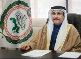 المرأة العربية تمثل نموذجا رائدا في البذل والعطاء المرأة العربية تمثل نموذجا رائدا في البذل والعطاء