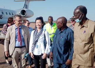 فولكر يصل مدينة كادقلي. فولكر يصل مدينة كادقلي.