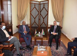 وزير الخارجية المكلف يلتقي نظيره الموريتاني وزير الخارجية المكلف يلتقي نظيره الموريتاني