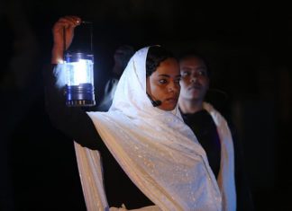 تدشين مسرحية جدران بالمركز الثقافي بامدرمان تدشين مسرحية جدران بالمركز الثقافي بامدرمان