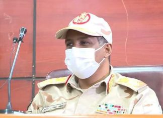 “حميدتي” يدعو إلى إنشاء صندوق لدعم حملة مكافحة المخدّرات “حميدتي” يدعو إلى إنشاء صندوق لدعم حملة مكافحة المخدّرات