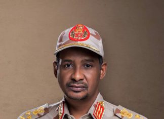 دقلو يصل بورتسودان للوقوف علي قضايا الميناء دقلو يصل بورتسودان للوقوف علي قضايا الميناء