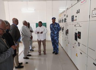 والي نهر النيل يشيد بالمجهودات لارجاع التيار الكهربائي والي نهر النيل يشيد بالمجهودات لارجاع التيار الكهربائي