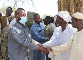 منسق السلام بغرب دارفور يقف علي الاوضاع الامنية للعائدين منسق السلام بغرب دارفور يقف علي الاوضاع الامنية للعائدين