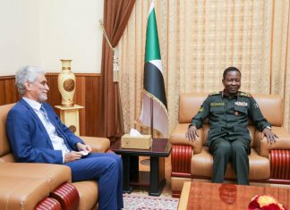 كباشي يطلع على جهود الاتحاد الأفريقي والأمم المتحدة لإنجاح الحوار السوداني كباشي يطلع على جهود الاتحاد الأفريقي والأمم المتحدةلإنجاح الحوار السودانى