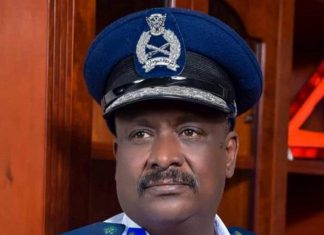 مدير دائرة المرور السريع يقف على العمل المروري بالولايات والقطاعات مدير دائرة المرور السريع يقف على العمل المرورى بالولايات والقطاعات