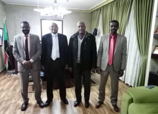 مديرالشركة السودانية للاسواق الحرة يلتقي القائم باعمال سفارة السودان بالاردن مديرالشركة السودانية للاسواق الحرة يلتقي القائم باعمال سفارة السودان بالاردن