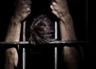 أوضاع مأساوية للمتهمين بقتل العميد بريمة في سجن (كوبر) أوضاع مأساوية للمتهمين بقتل العميد بريمة في سجن (كوبر)