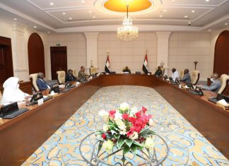 مجلس السيادة يعقد إجتماعه الدوري برئاسة البرهان مجلس السيادة يعقد إجتماعه الدوري برئاسة البرهان