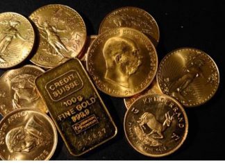 تراجع أسعار الذهب مع احتفاظ الدولار على مكاسبه تراجع أسعار الذهب مع احتفاظ الدولار على مكاسبه