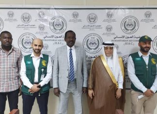 العون الإنساني والسفير السعودي يدشنان منحة خادم الحرمين الشريفين للسودان العون الإنساني والسفير السعودي يدشنان منحة خادم الحرمين الشريفين للسودان