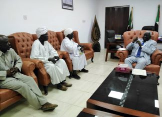 سلطان عموم البيقو يلتقي بوزير التنمية والرعاية الاجتماعية سلطان عموم البيقو يلتقي بوزير التنمية والرعاية الاجتماعية