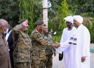 رئيس مجلس السيادة الانتقالي يشرف إفطار وزارة الدفاع رئيس مجلس السيادة الانتقالي يشرف إفطار وزارة الدفاع