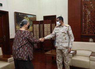 نائب رئيس مجلس السيادة يستقبل مبعوثة الأمين العام للأمم المتحدة للقرن الأفريقي نائب رئيس مجلس السيادةيستقبل مبعوثة الأمين العام للأمم المتحدةللقرن الأفريقي