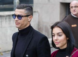 كريستيانو رونالدو وشريكته يعلنان عن وفاة ابنهما كريستيانو رونالدو وشريكته يعلنان عن وفاة ابنهما