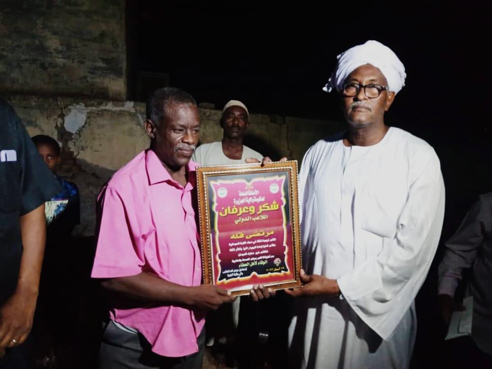 والي الجزيرة يؤكد أهمية مشاركة المجتمع في القضايا الوطنية والي الجزيرة يؤكد أهمية مشاركة المجتمع في القضايا الوطنية