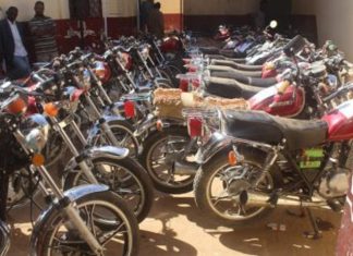 السلطات تحجز أعداد كبيرة من (المواتر) المخالفة بالخرطوم السلطات تحجز أعداد كبيرة من (المواتر) المخالفة بالخرطوم