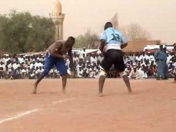 والي الخرطوم يتعهد بإنفاذ الالتزامات السابقة تجاه الرياضة والي الخرطوم يتعهد بإنفاذ الالتزامات السابقة تجاه الرياضة