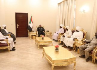 البرهان يؤكد أهمية الدور الذي ظلت تضطلع به الإدارة الأهلية بالبلاد البرهان يؤكد أهمية الدور الذى ظلت تضطلع به الإدارة الأهليةبالبلاد