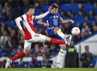 برباعية .. آرسنال يعمق جراح تشيلسي برباعية .. آرسنال يعمق جراح تشيلسي