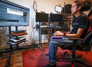 المعوقون يعززون حضورهم في ألعاب الفيديو المعوقون يعززون حضورهم في ألعاب الفيديو