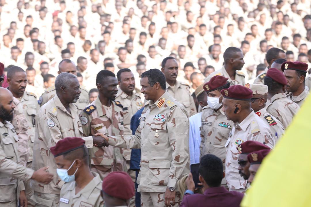 دقلو : الحوار هو المخرج الوحيد من أزمات البلاد دقلو : الحوار هو المخرج الوحيد من أزمات البلاد