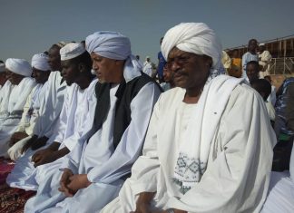 والي النيل الابيض يدعو مكونات الولاية للوحده والتماسك الاجتماعي والي النيل الابيض يدعو مكونات الولاية للوحده والتماسك الاجتماعي