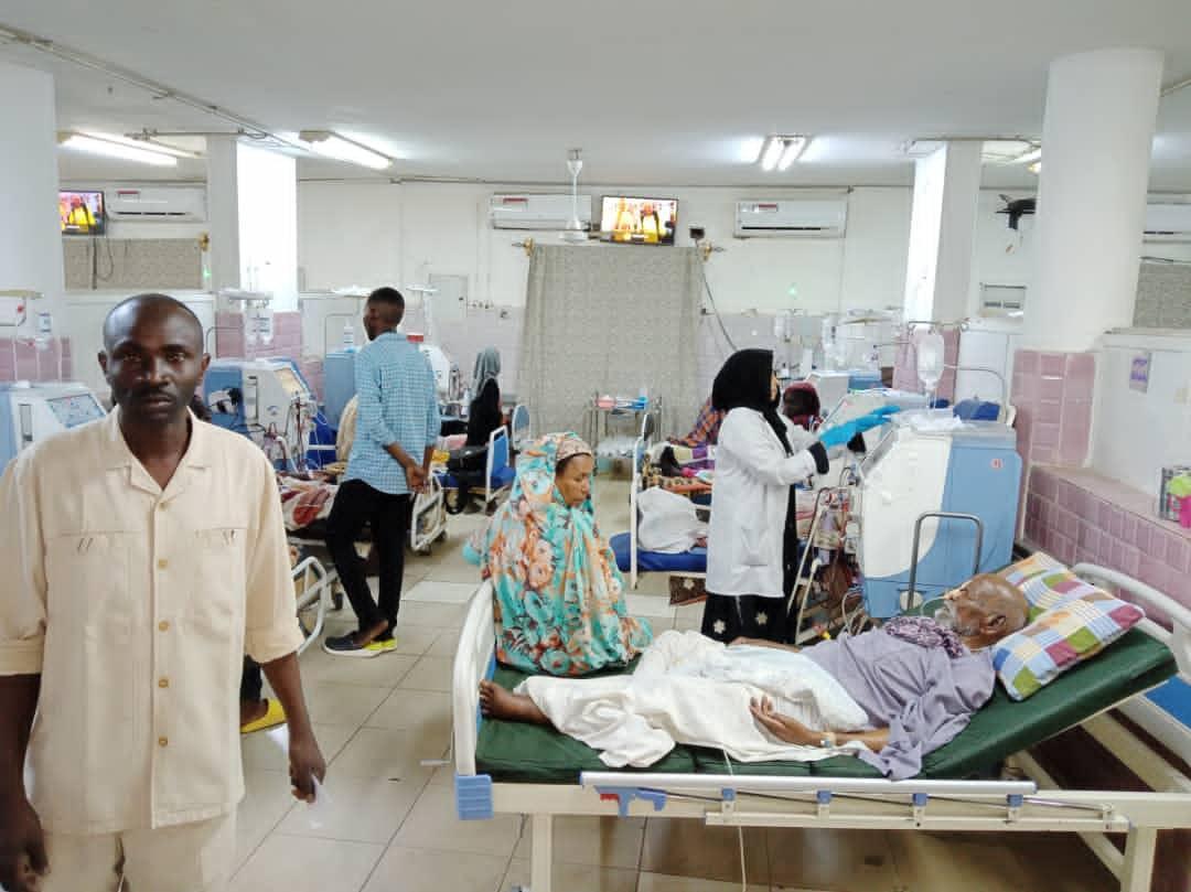 غرفة الطوارئ الصحية بالجزيرة تطمئن على العمل بالمؤسسات الصحية غرفة الطوارئ الصحية بالجزيرة تطمئن على العمل بالمؤسسات الصحية