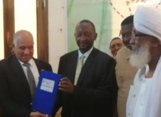 تجمع الوفاق السوداني يوقع علي الوثيقة التوافقية تجمع الوفاق السوداني يوقع علي الوثيقة التوافقية