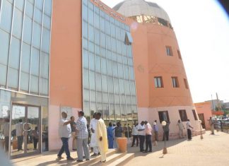 رئيس اتحاد كرة قدم: قادر على تجميد النشاط الرياضي بالسودان في أقل من ساعة رئيس اتحاد كرة قدم: قادر على تجميد النشاط الرياضي بالسودان في أقل من ساعة