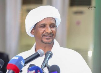 حميدتي : متابعين المؤامرات التي تتم تحت الترابيز و السودان ليس الخرطوم حميدتي : متابعين المؤامرات التي تتم تحت الترابيز و السودان ليس الخرطوم