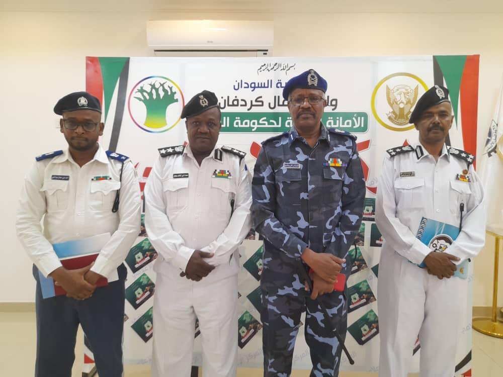 والي شمال كردفان يقف على ترتيبات الاحتفال باسبوع المرور العربي والي شمال كردفان يقف على ترتيبات الاحتفال باسبوع المرور العربي